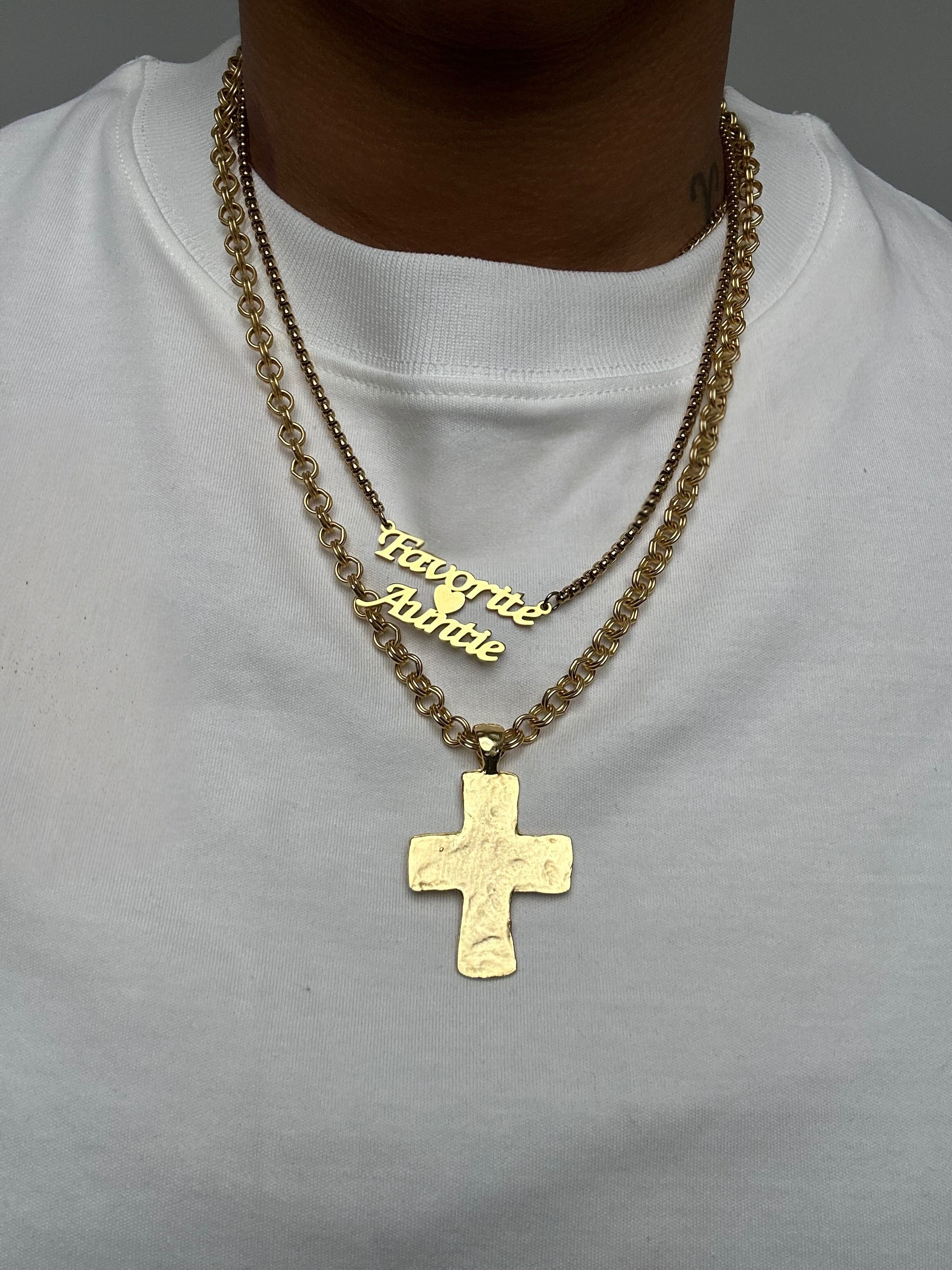 Favorite Auntie Chain