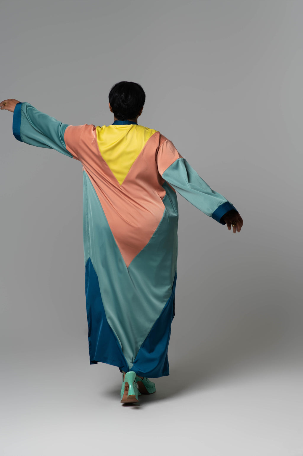 Nara Navy Robe